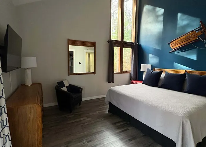 Mountain Villas Condo Retreat For 12